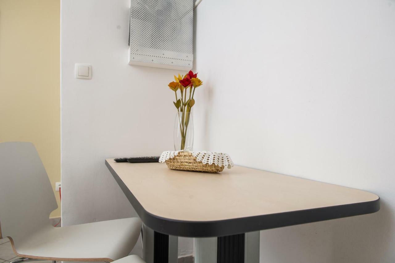 Roze Apartment Zagreb Exterior foto
